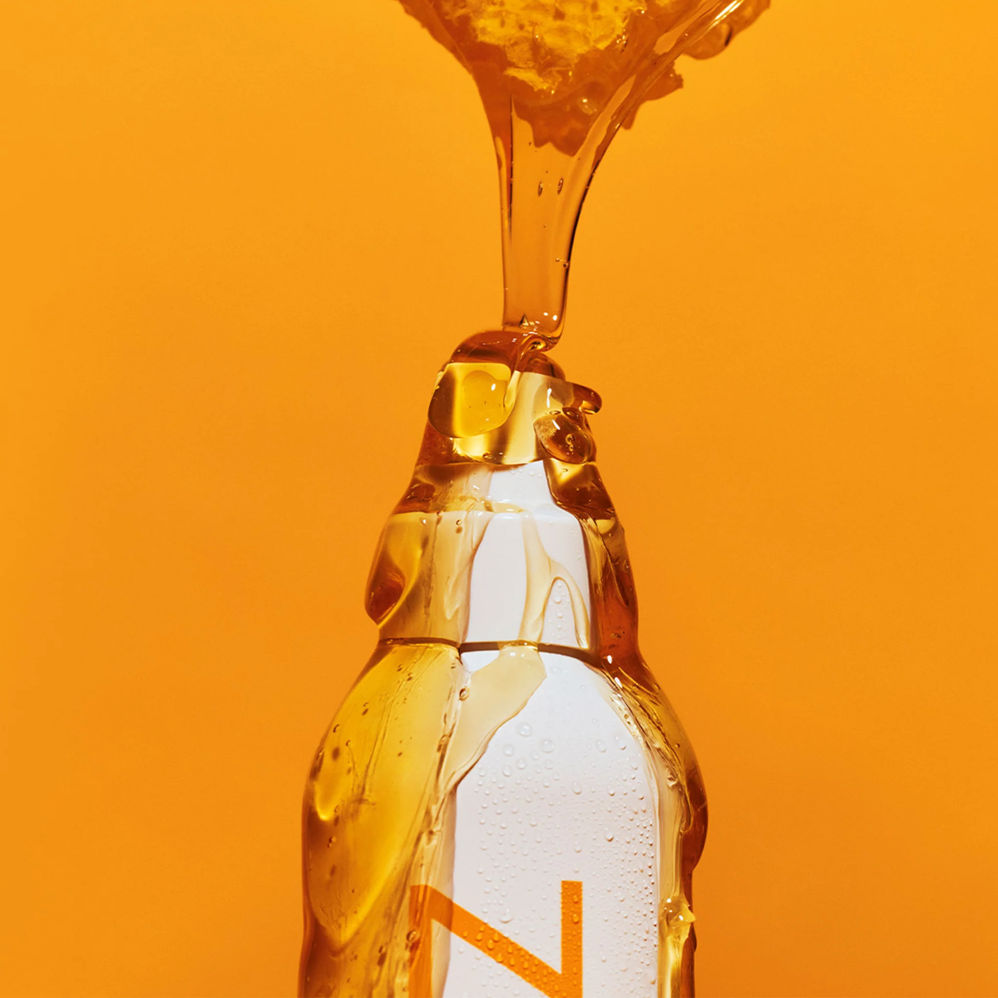 HAIR + BODY FRAGRANCE MIST - LISTEN, HONEY - Image 4